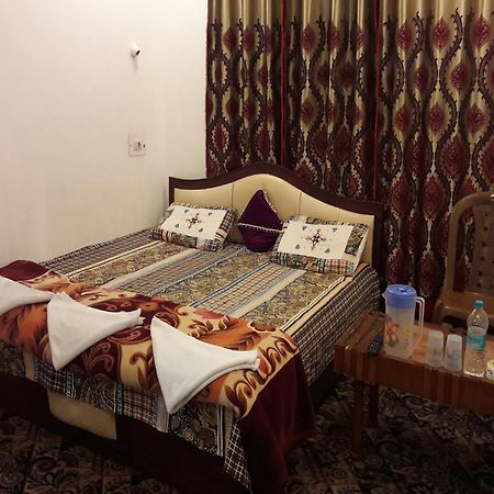 Fabulous Kashmir Srinagar Hotel Eksteriør billede
