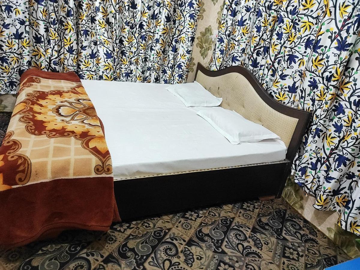 Fabulous Kashmir Srinagar Hotel Eksteriør billede